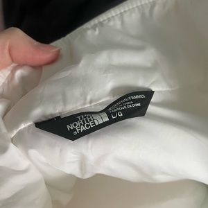 Women’s north face white and turquoise size large jacket